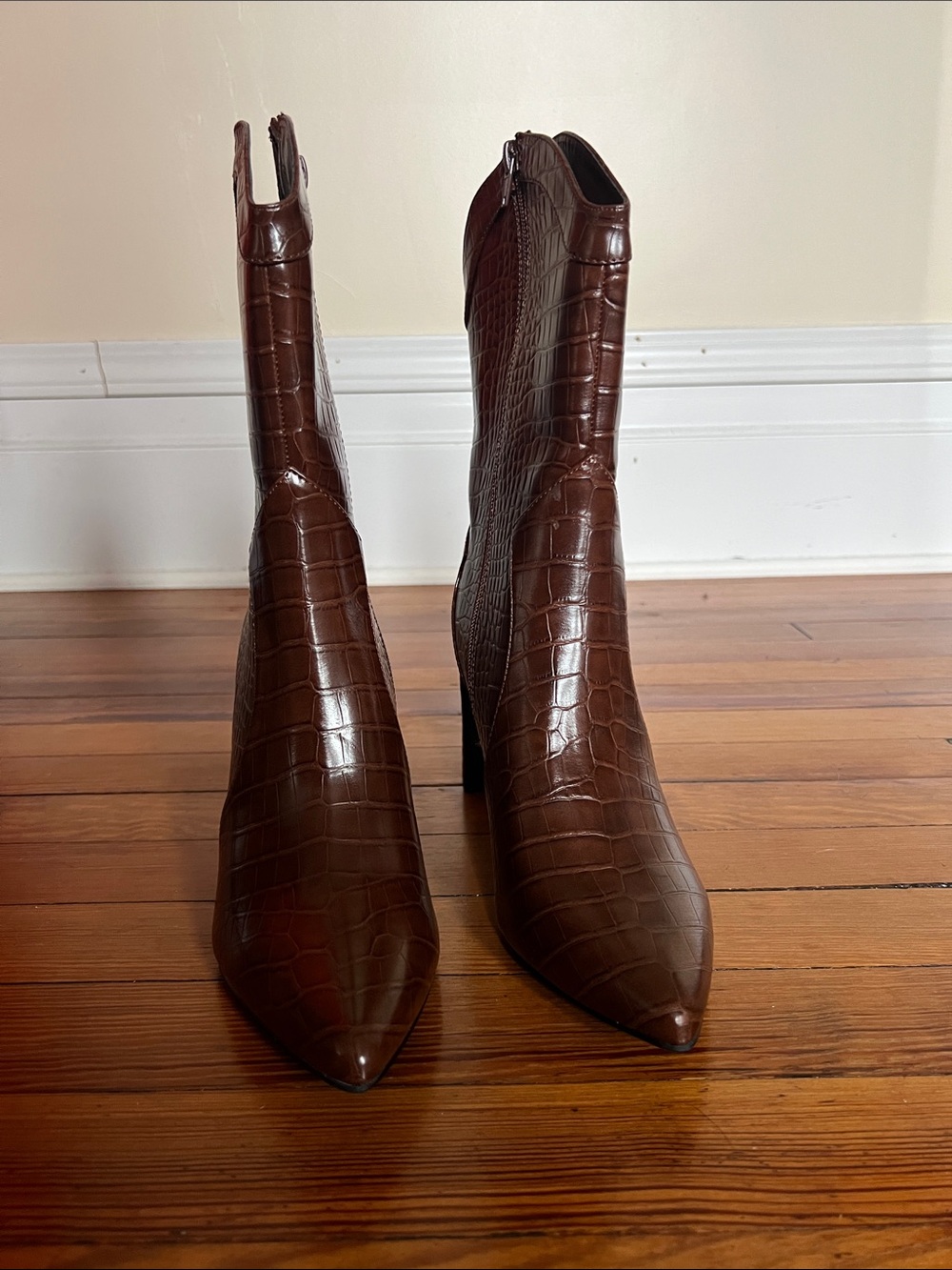 Chinese Laundry Forester Brown Croc Western Boots Block Heel Size 8.5 NWOB - Picture 4 of 9